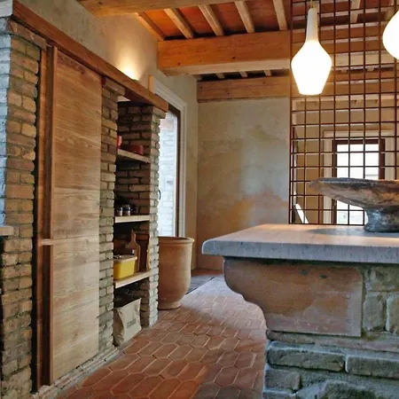 Mit Gemeinschaftlichem Pool By Interhome
